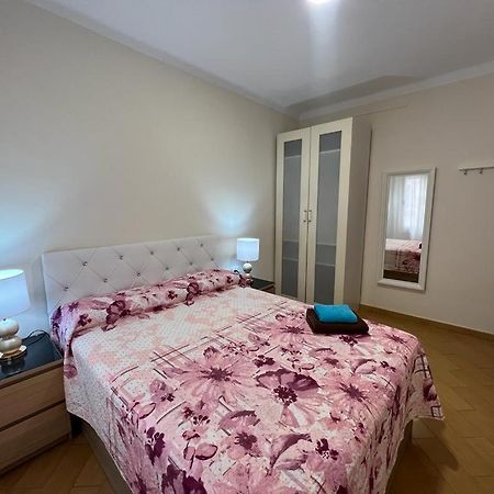 Rooms Nueva Valencia Барселона Екстер'єр фото
