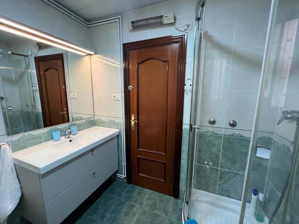 Rooms Nueva Valencia Барселона Екстер'єр фото