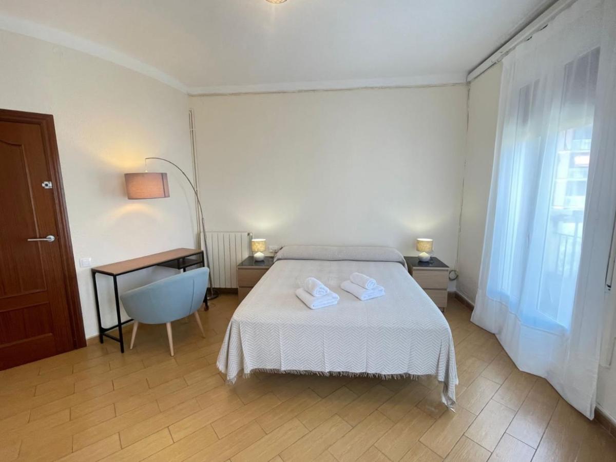 Rooms Nueva Valencia Барселона Екстер'єр фото