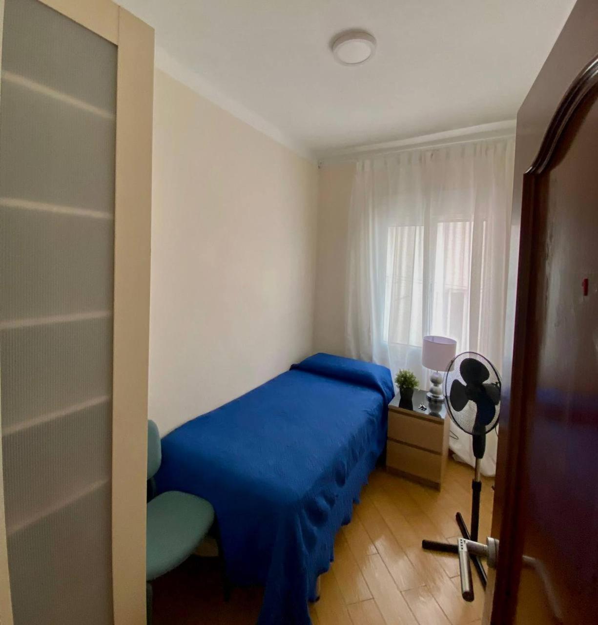 Rooms Nueva Valencia Барселона Екстер'єр фото