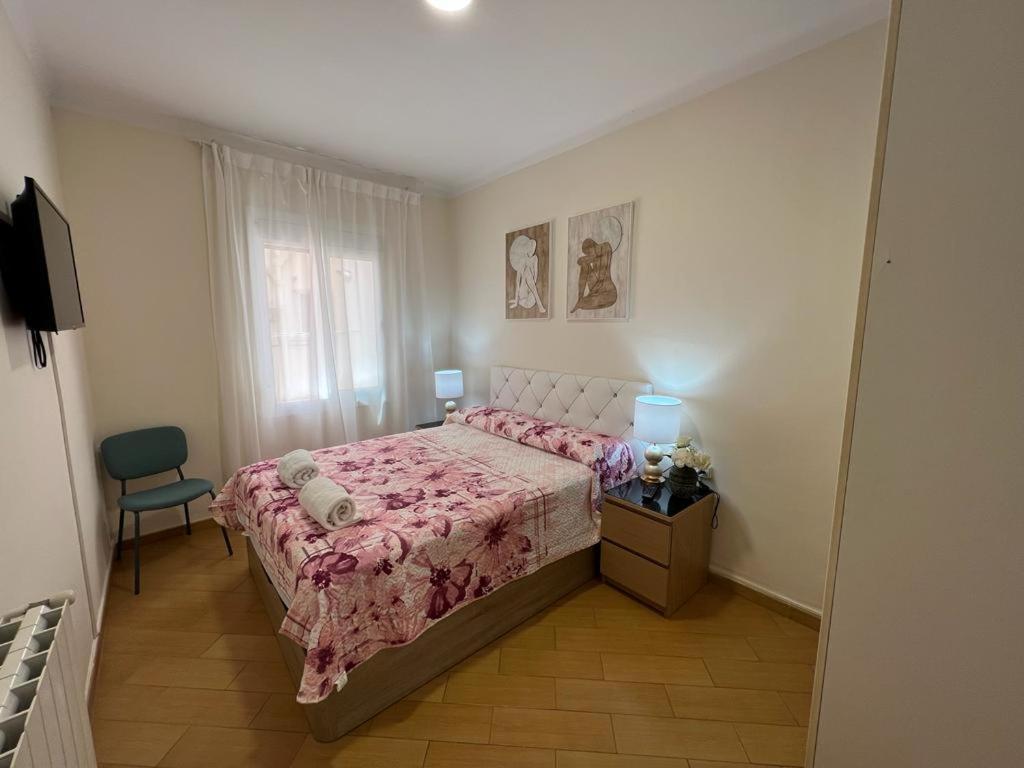 Rooms Nueva Valencia Барселона Екстер'єр фото