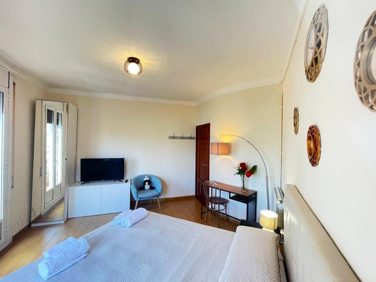 Rooms Nueva Valencia Барселона Екстер'єр фото