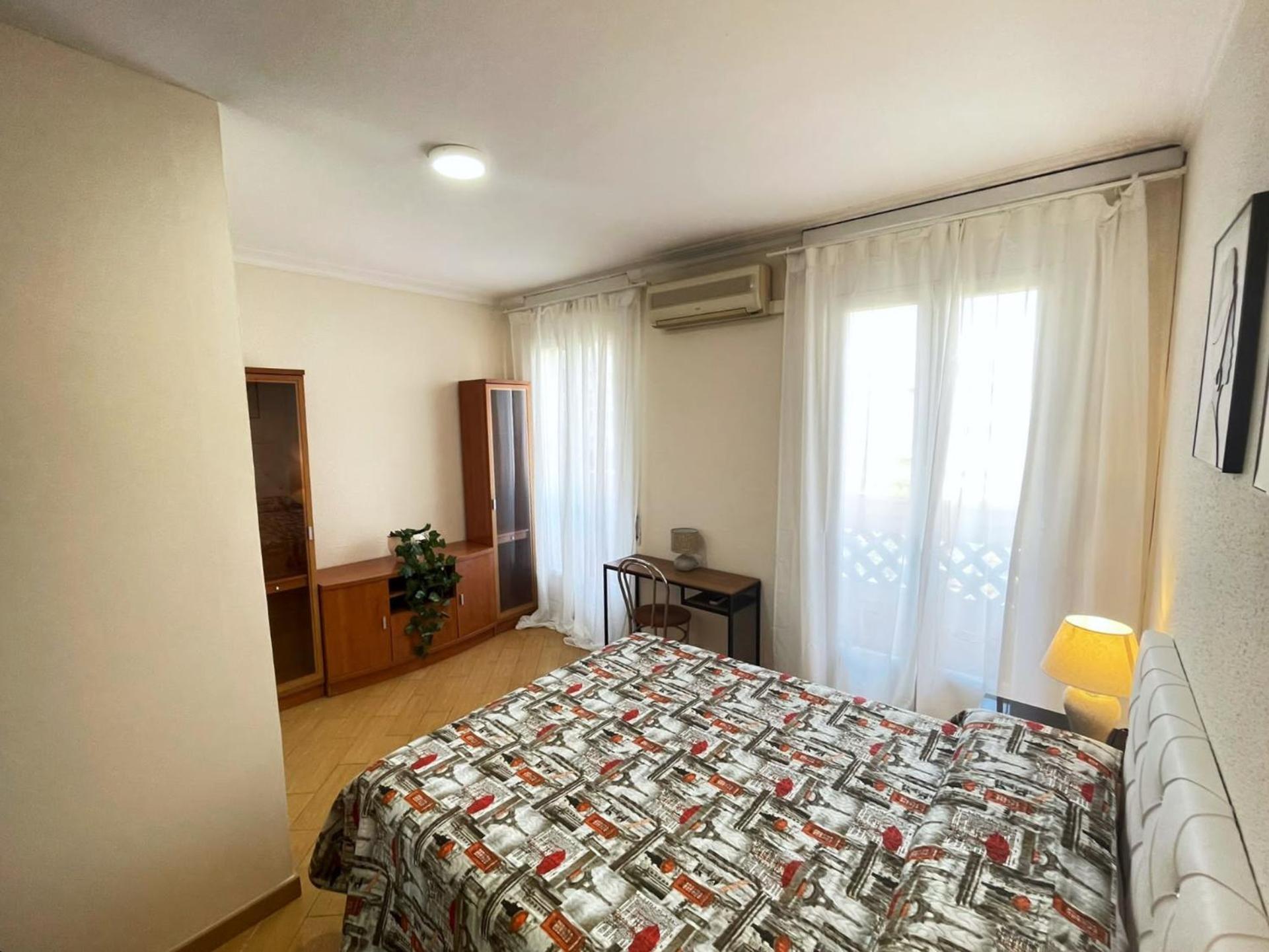 Rooms Nueva Valencia Барселона Екстер'єр фото