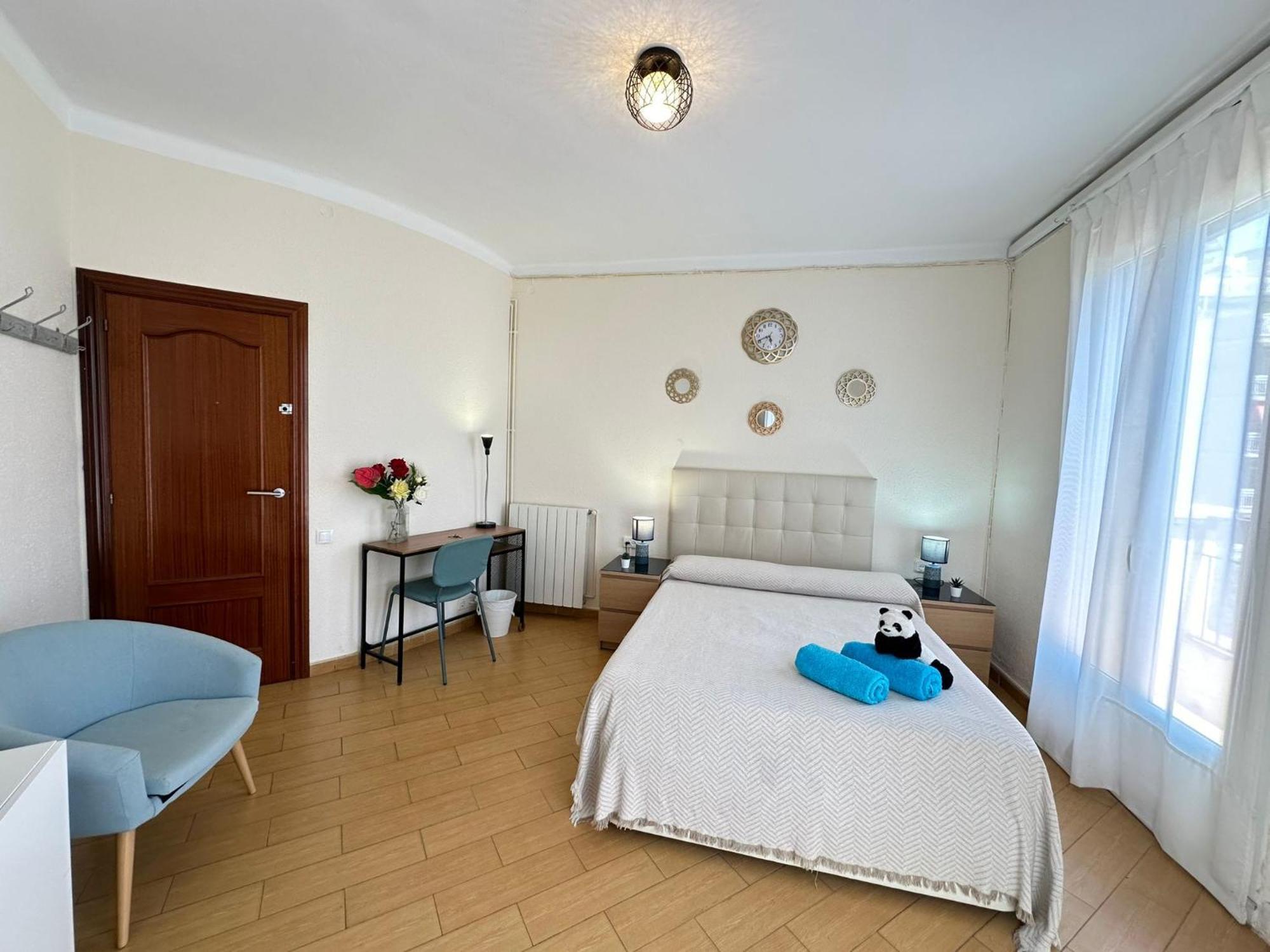 Rooms Nueva Valencia Барселона Екстер'єр фото