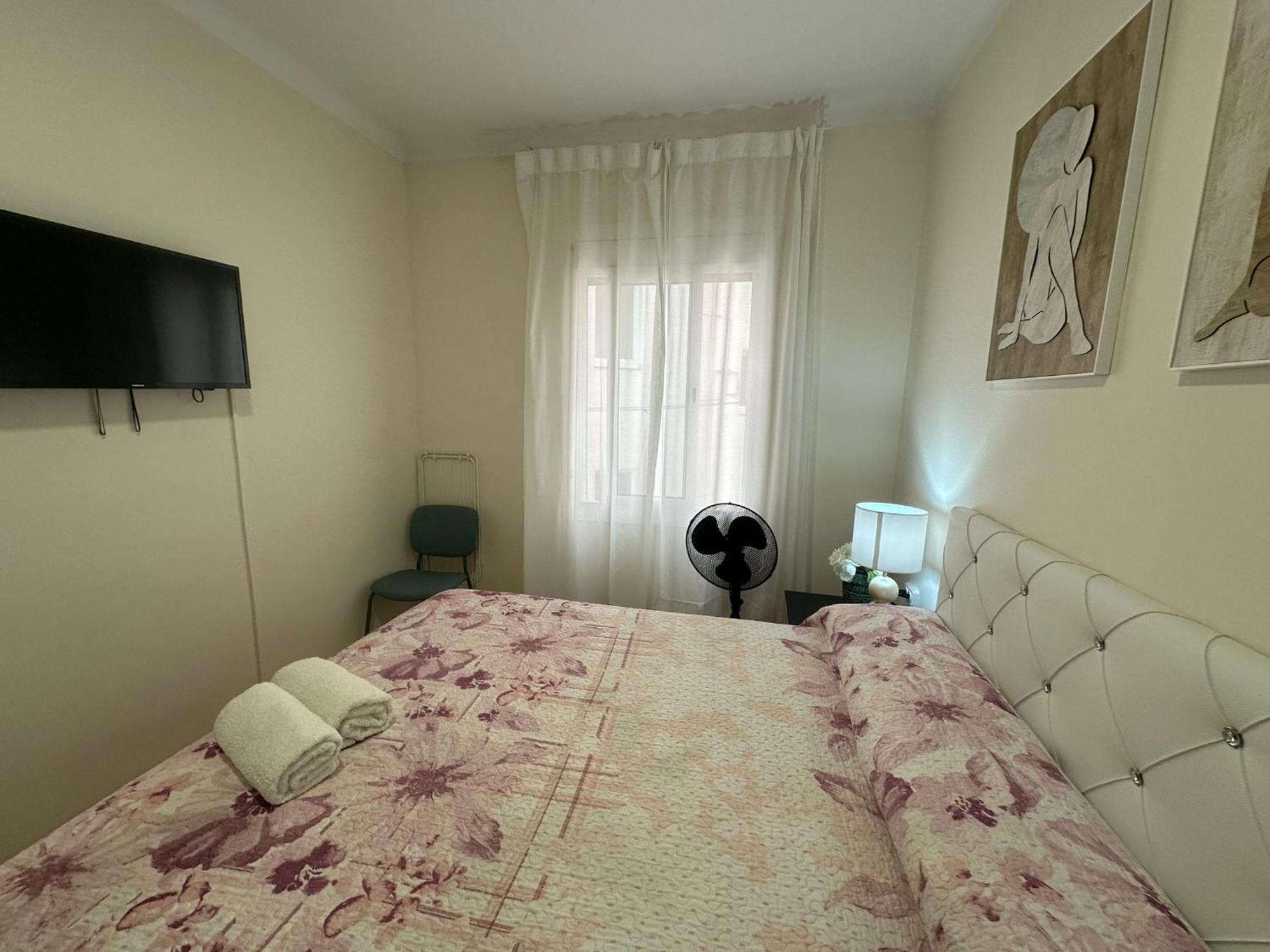 Rooms Nueva Valencia Барселона Екстер'єр фото